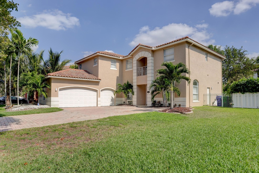 2201 SW 118th Ave, Miramar, FL 33025 - photo 1