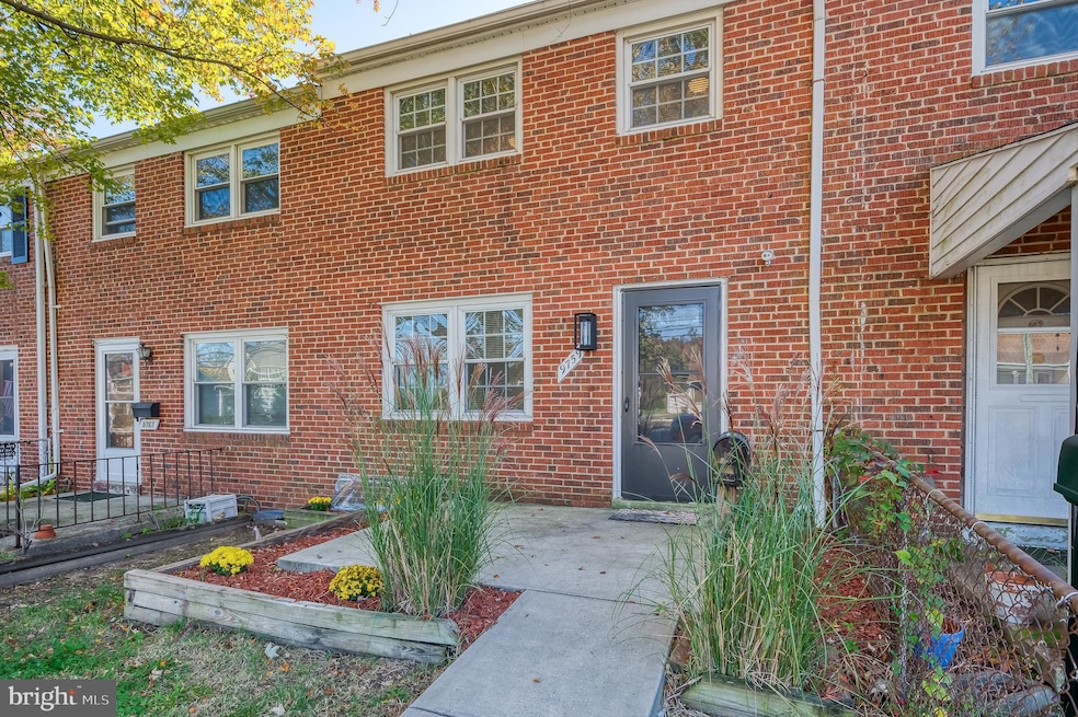 9759 Bird River Rd, Middle River, MD 21220 - photo 1