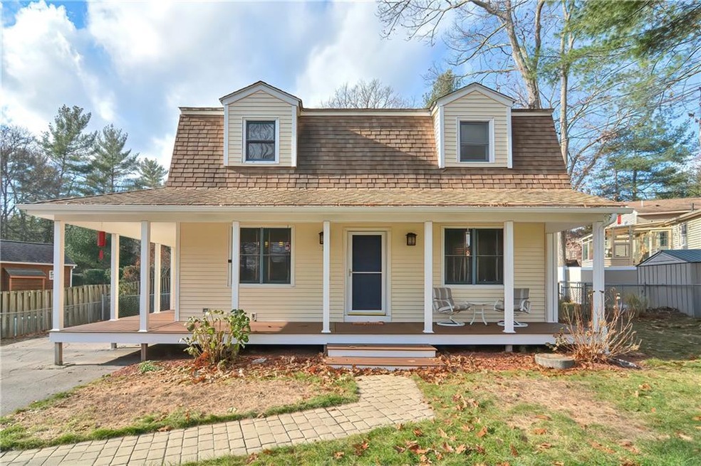 26 Laurel Dr, Chepachet, RI 02814 - photo 1