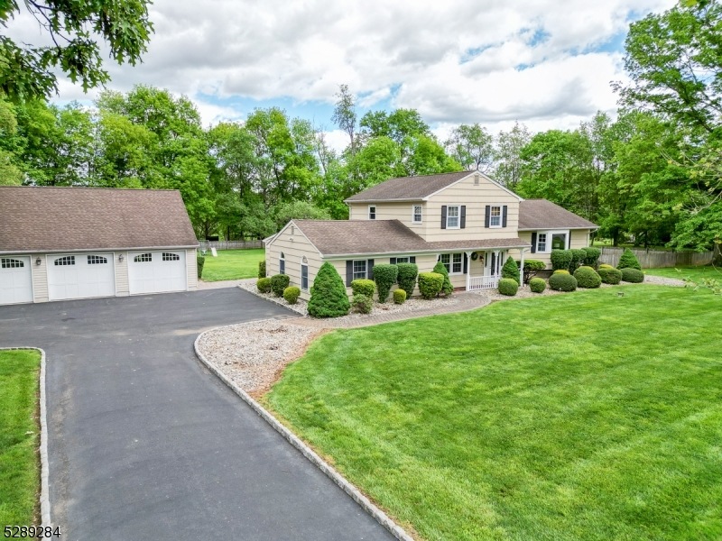 32 Madison Ave, Flemington, NJ 08822 - photo 1