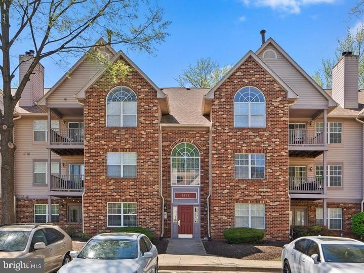 9716 Lake Pointe Ct unit 201, Upper Marlboro, MD 20774 - photo 1