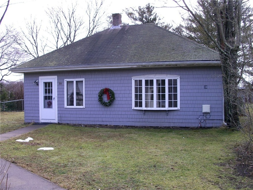 39 Northup St, Wakefield, RI 02879 - photo 1
