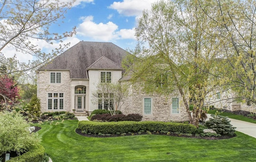 9862 Glasgow Ct, Dublin, OH 43017 - photo 1