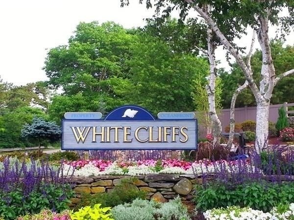 570 White Cliff Dr unit 570, Plymouth, MA 02360 - photo 1