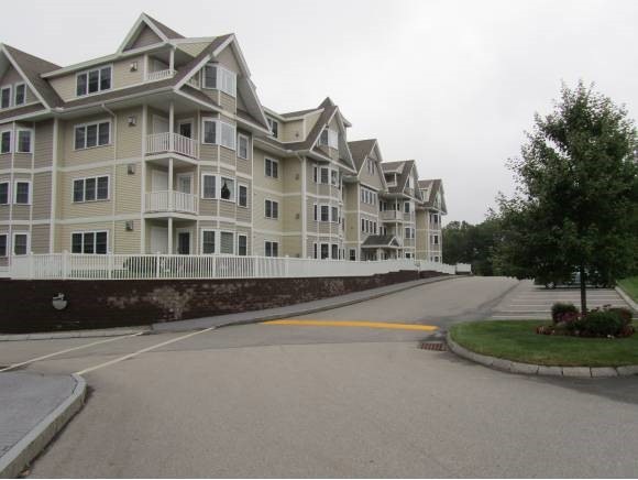 4 Sterling Hill Ln unit 423, Exeter, NH 03833 - photo 1