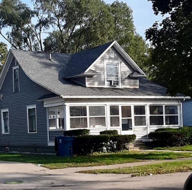 2128 Hoyt
