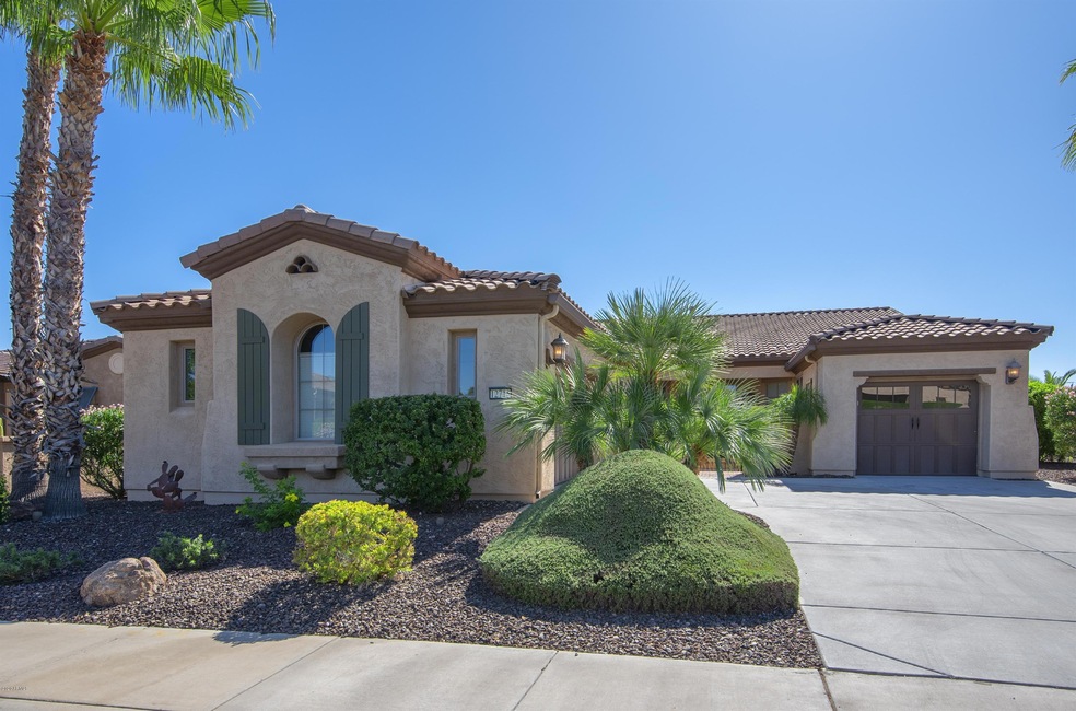 001_Great Curb Appeal
