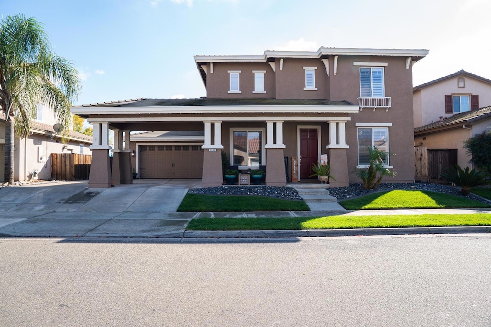 1743 Churchill Downs Cir, Oakdale, CA 95361 - photo 1