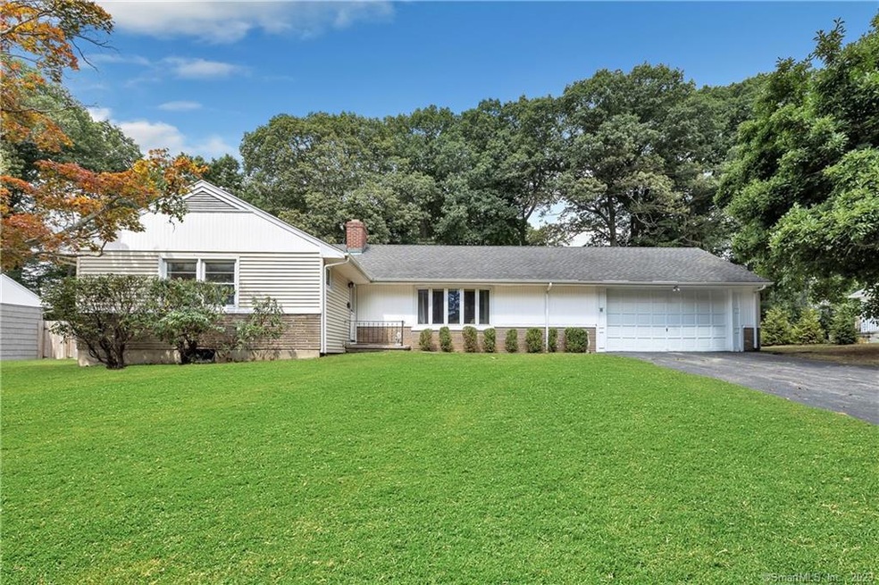 98 Woolsley Ave, Trumbull, CT 06611 - photo 1