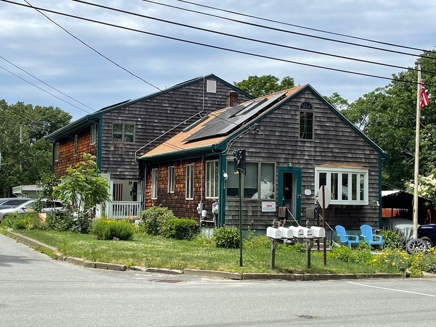 19 Kinnicutt Ave, Warren, RI 02885 - photo 1