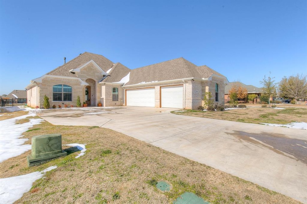 3245 Boat Landing Trail, Granbury, TX 76049 - photo 1