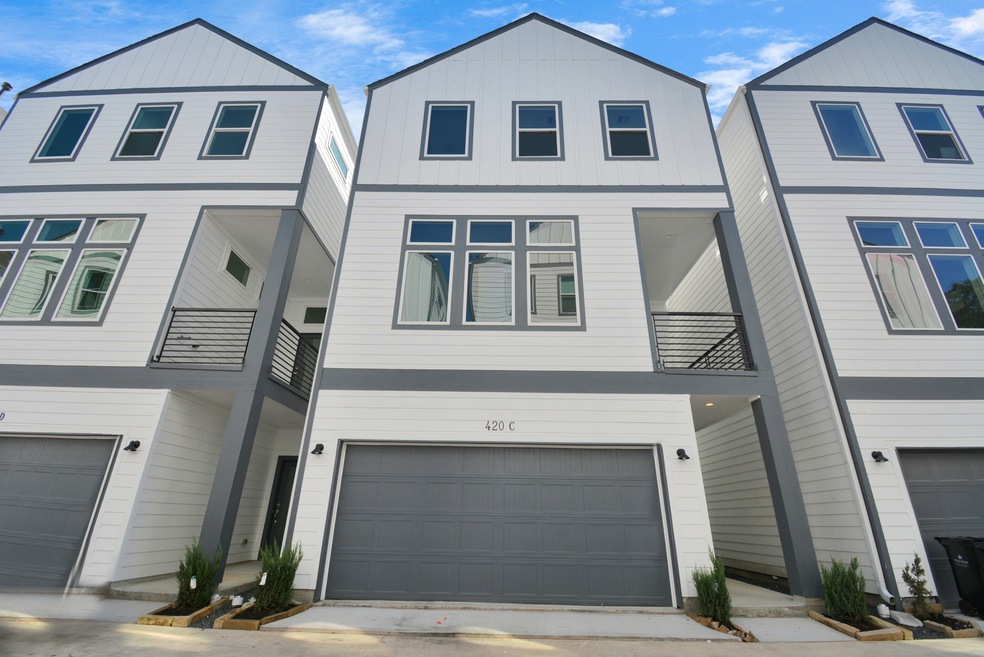 420 Janisch Rd unit C, Houston, TX 77018 - photo 1