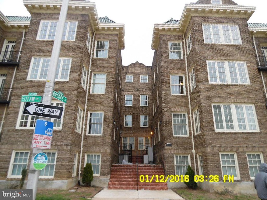 2511 Eutaw Place unit 301, Baltimore, MD 21217 - photo 1