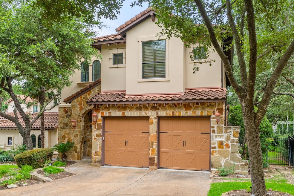 Mediterranean / spanish-style house featuring an 