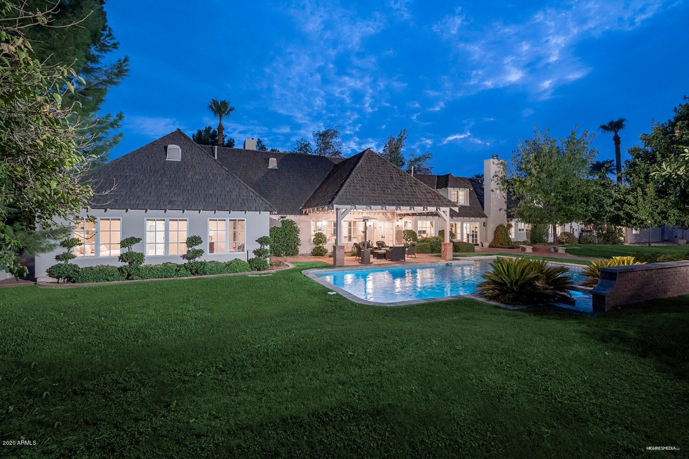 8633 N Why Worry Ln, Phoenix, AZ 85021 - photo 1