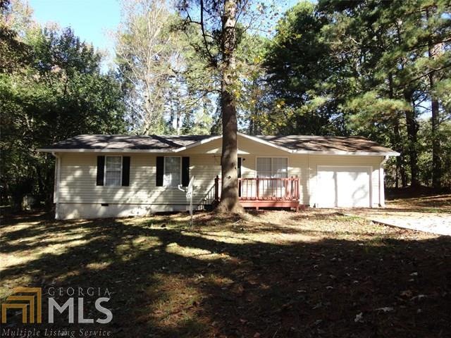 841 Oak Dr, Riverdale, GA 30274 - photo 1