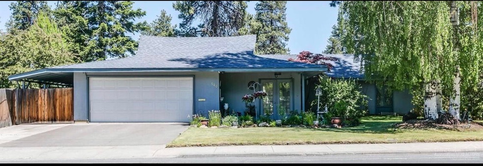 900 NE Penn Ave, Bend, OR 97701 - photo 1