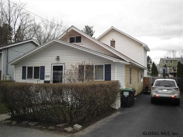 2859 Broadway, Schenectady, NY 12306 - photo 1