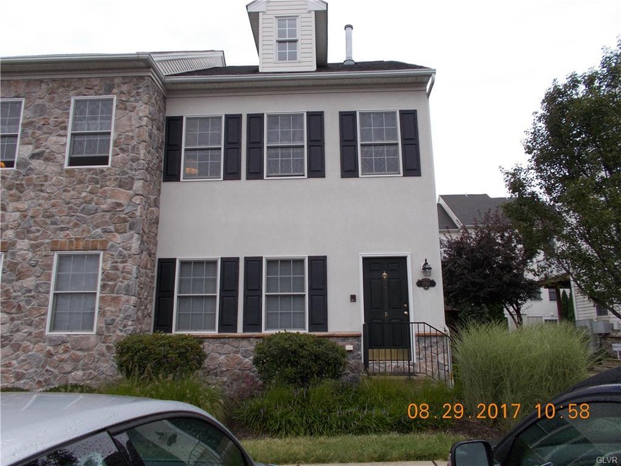 1797 Chateau Place unit D, Easton, PA 18045 - photo 1