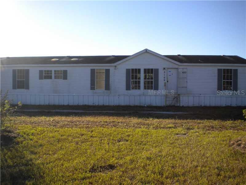 3109 Bohannon Rd, Zephyrhills, FL 33541 - photo 1