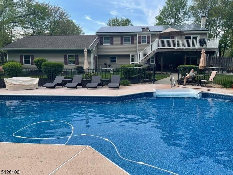 Sold $576,000 • Co-Listing Agent