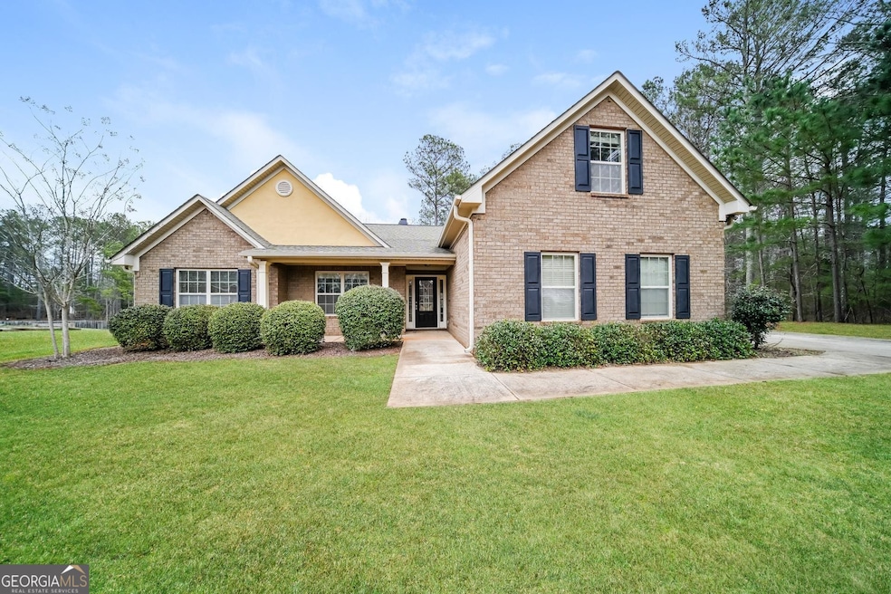 321 Mckibben Dr, Locust Grove, GA 30248 - photo 1