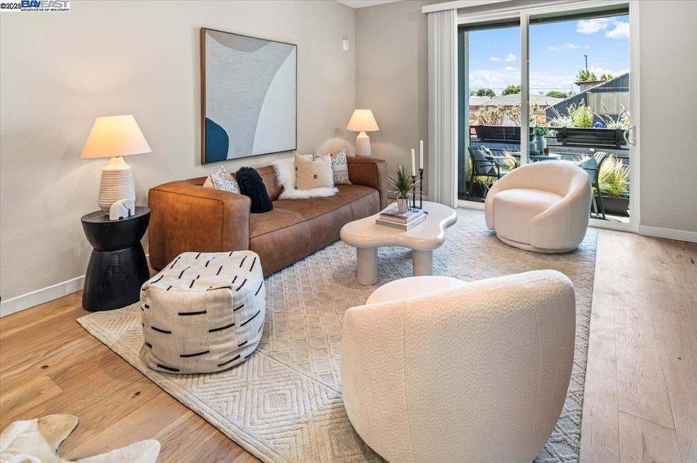 Sold $701,000 • Co-Listing Agent