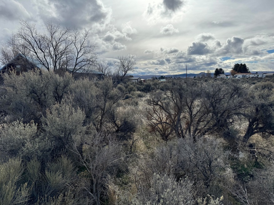 .33 Acres Water at edge of parcel