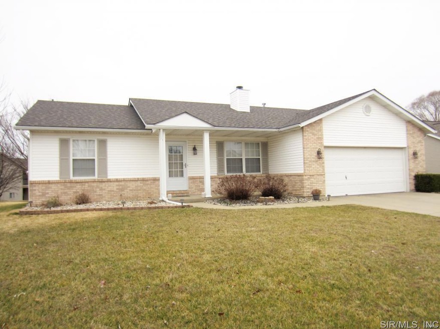 817 Copper Ridge, Maryville, IL 62062 - photo 1