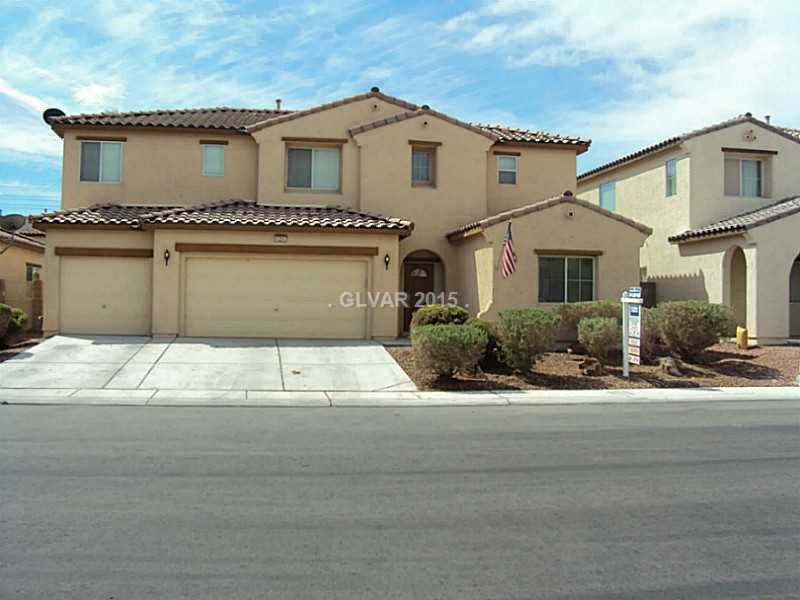 Property Photo. 4 bedroom, 1 down, 2.75 baths, 3 c