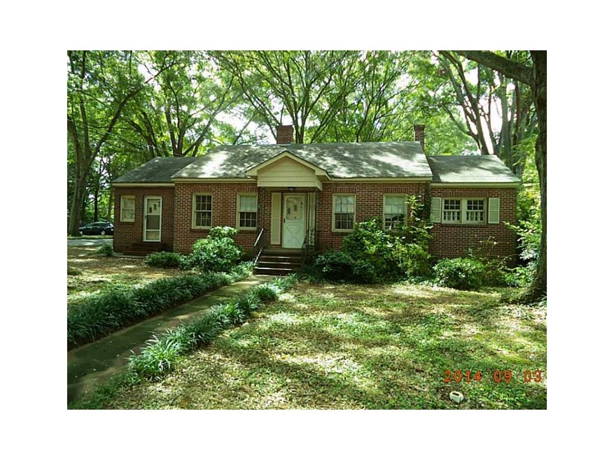 Exterior Front. Beautiful all brick cottage in Car