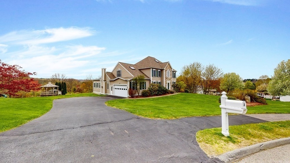 3 Cortland Dr, Hudson, MA 01749 - photo 1