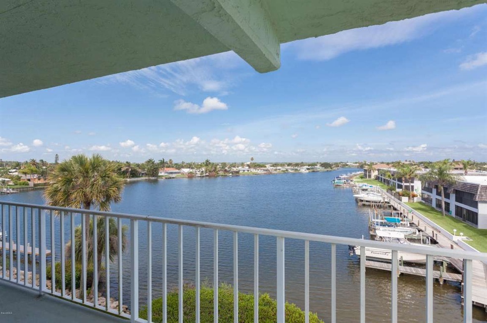 Spectacular Canal View