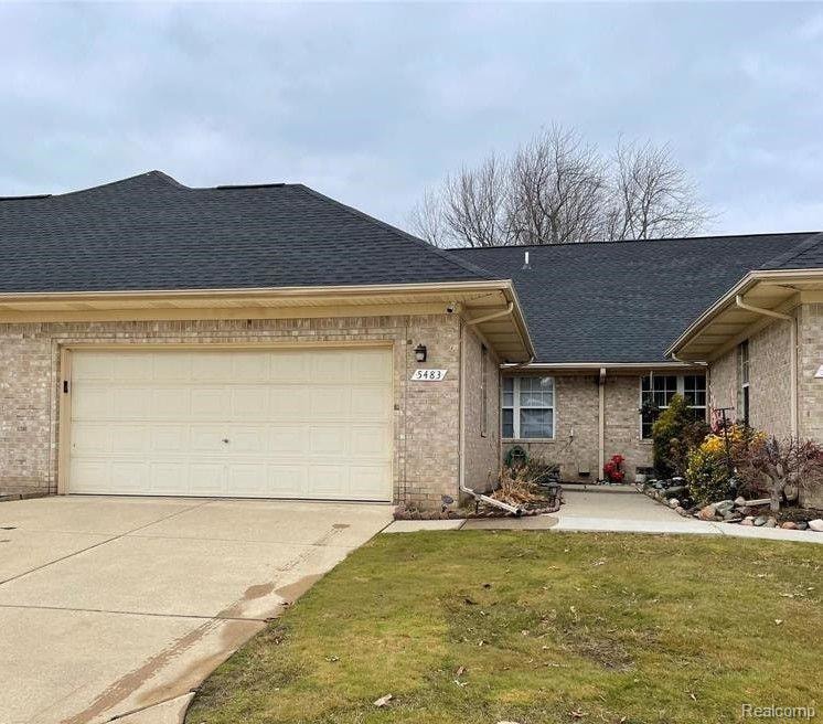 For Rent $2,100/month