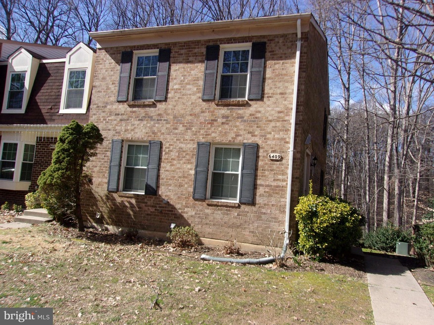 6409 Old Scotts Ct, Springfield, VA 22152 - photo 1