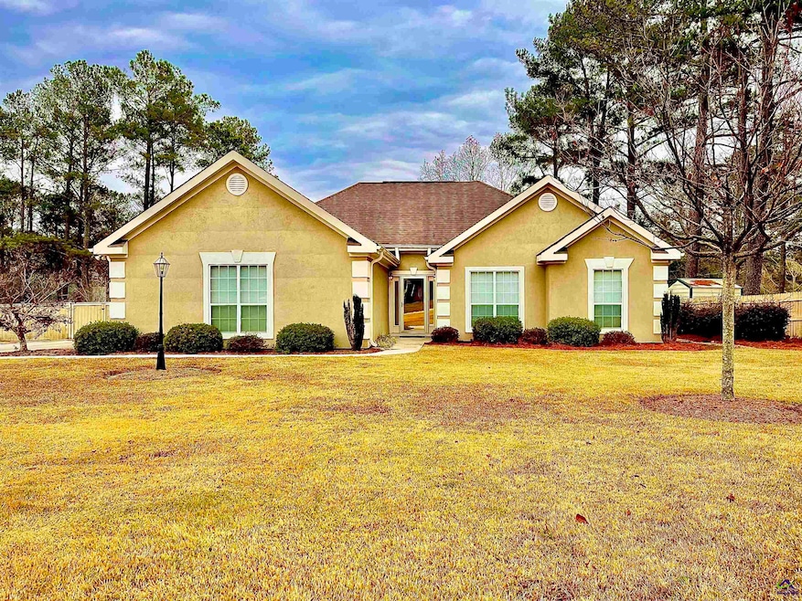 108 Saint George Place, Byron, GA 31008 - photo 1