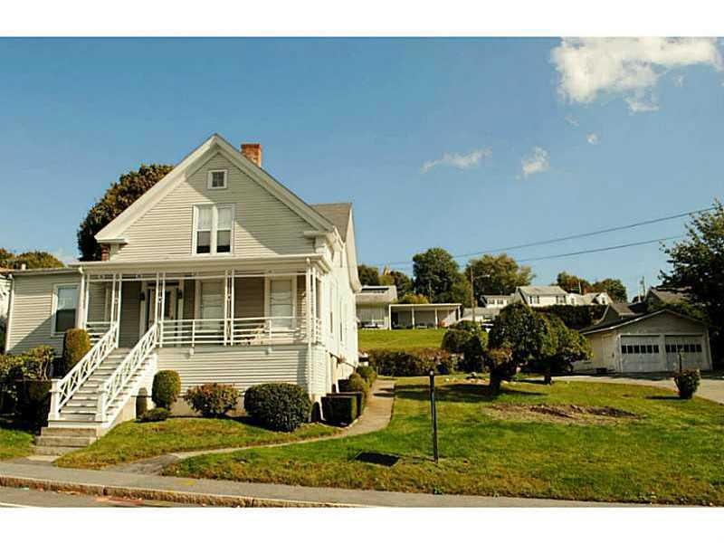 1542 Main Rd, Tiverton, RI 02878 - photo 1