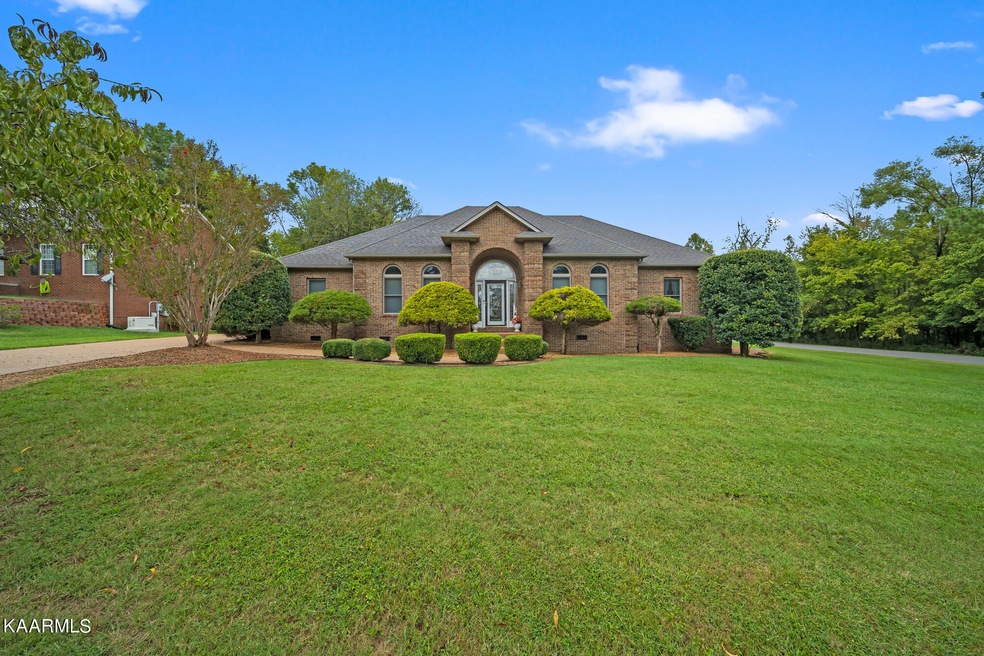 2116 Boxwood Cir, Cookeville, TN 38506 - photo 1