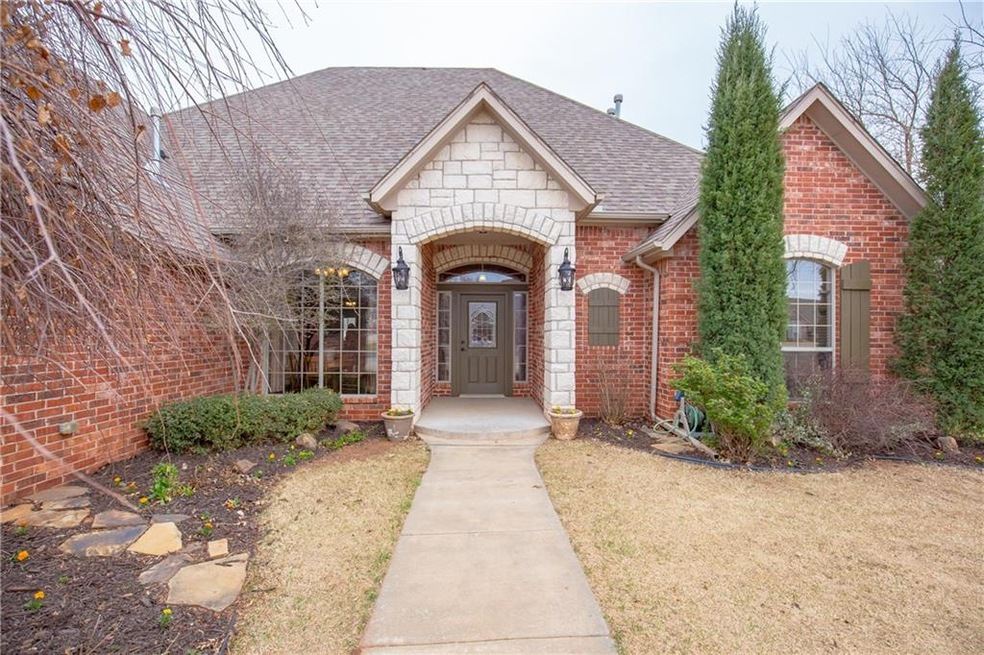 22660 Sams Dr, Edmond, OK 73025 - photo 1