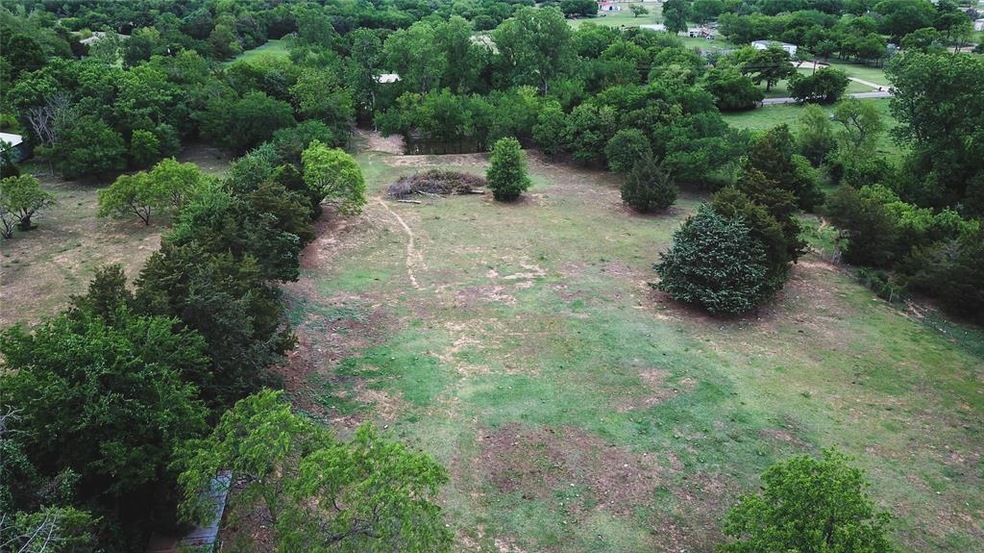 7860 Windy Hill Ln, Burleson, TX 76028 - photo 1