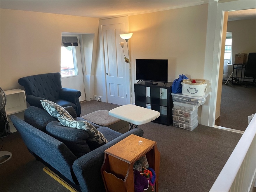 550 Main St unit 3, Woburn, MA 01801 - photo 1