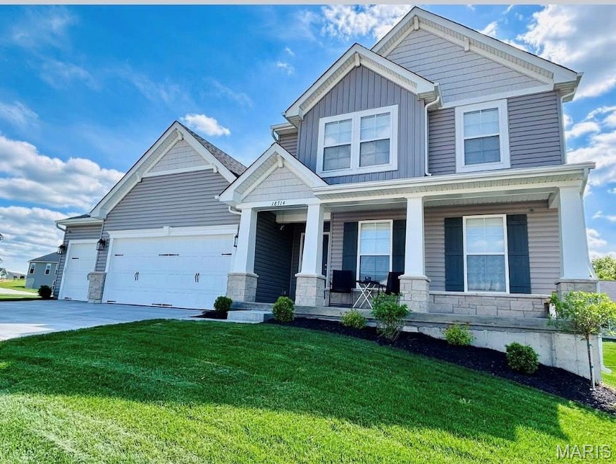 18714 Walnut Woods Ct, Warrenton, MO 63383 - photo 1