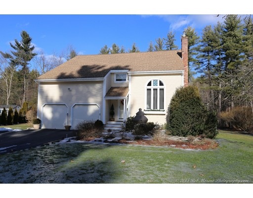 22 Woodside Dr, Londonderry, NH 03053 - photo 1