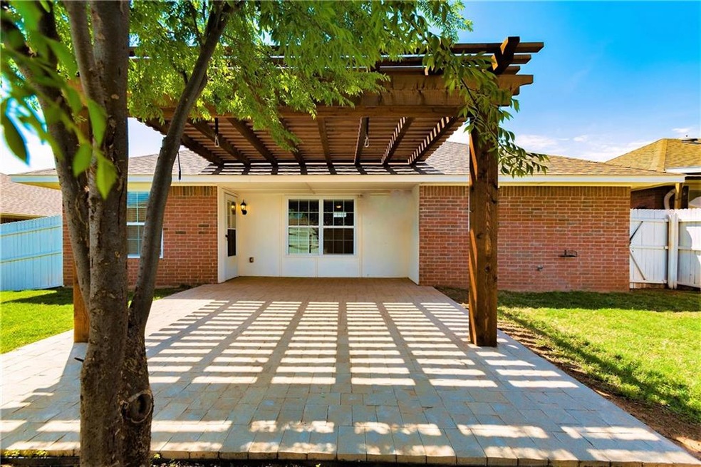 4209 Elf Owl Ct, Norman, OK 73072 - photo 1