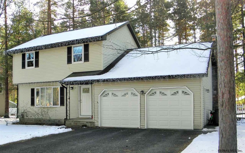 11 Wineberry Ln, Ballston Spa, NY 12020 - photo 1