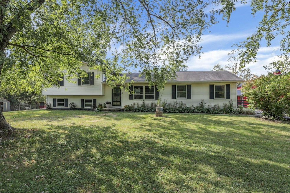 Under Contract $549,900 • Co-Listing Agent