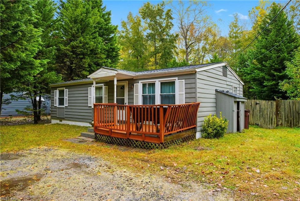 1628 Ballahack Rd, Chesapeake, VA 23322 - photo 1