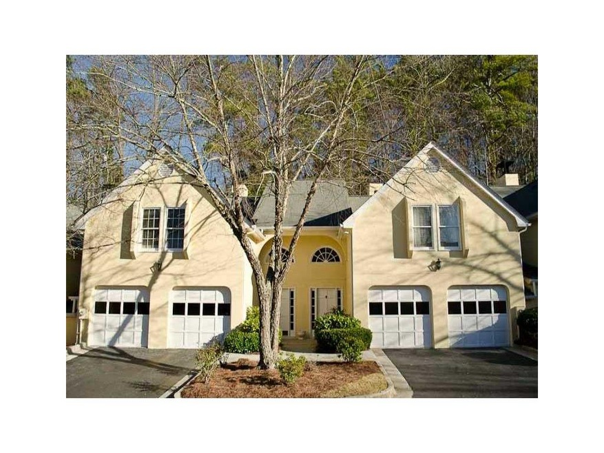 Exterior Front. SPACIOUS 2 STORY TOWNHOME IN ASHFO