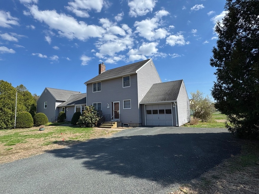 4 Meadow Oak Ln unit B, South Deerfield, MA 01373 - photo 1