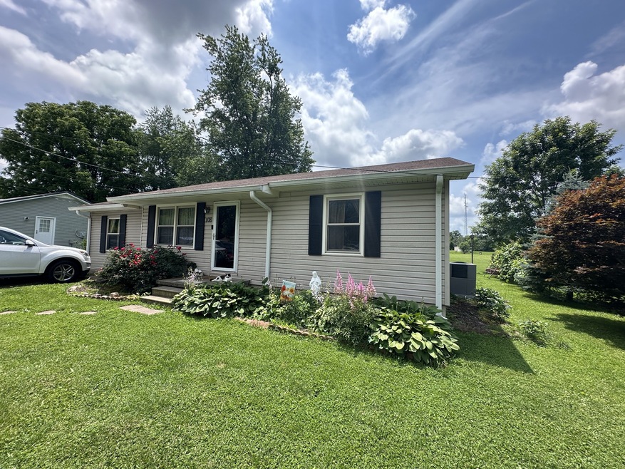 108 Graves St, Portland, TN 37148 - photo 1